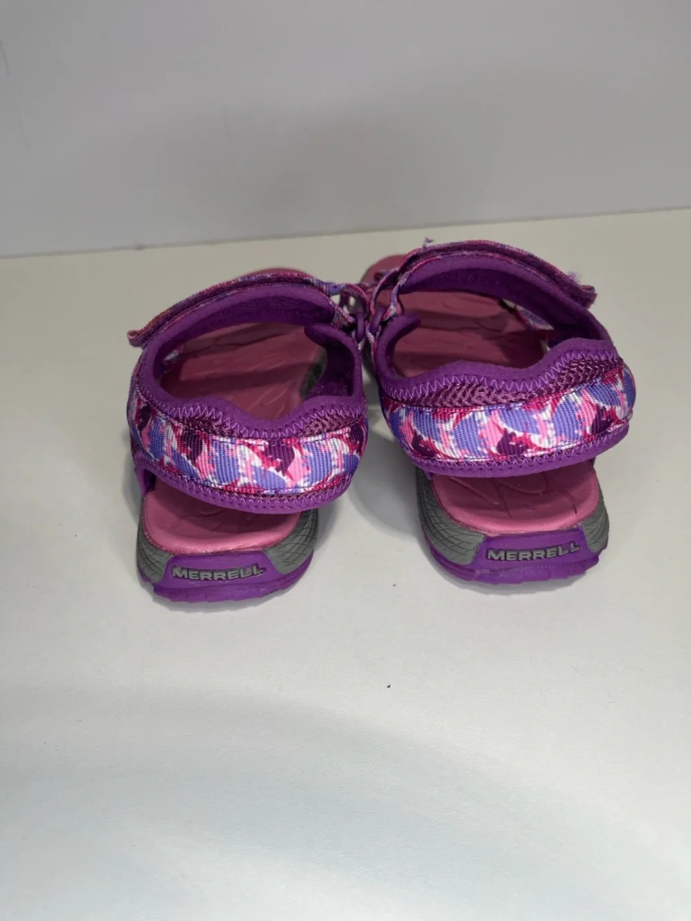 Merrell Girls Size 3 Purple Pink Patterned Kahuna Web Strap Sandals